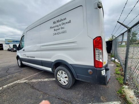Used 2016 Ford Transit 150 148 Medium Roof RWD image 4