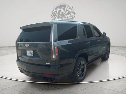 Used 2023 Cadillac Escalade V image 4