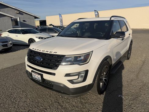 Used 2016 Ford Explorer Sport w/ Equipment Group 401A image 1