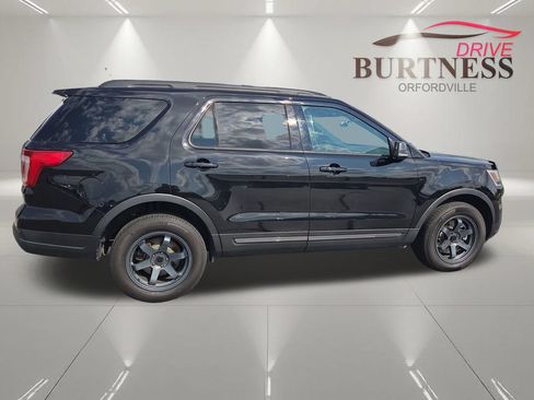 Used 2019 Ford Explorer XLT w/ XLT Sport Appearance Package AWD/4WD image 9
