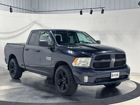 Used 2017 RAM 1500 Express AWD/4WD image 30