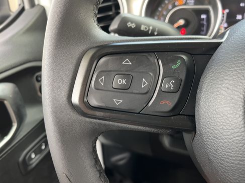 Used 2023 Jeep Wrangler Sport AWD/4WD image 18