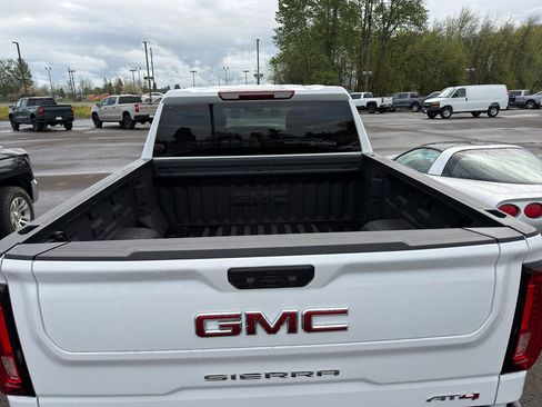 Used 2025 GMC Sierra 1500 AT4 AWD/4WD image 5