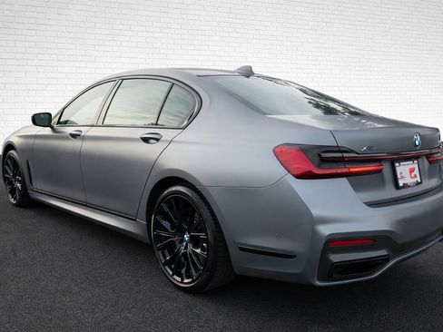 Used 2022 BMW 750i xDrive w/ Executive Package image 9