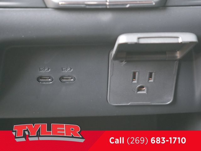 New 2027 Chevrolet Traverse LT w/ Driver Confidence Package AWD/4WD image 44