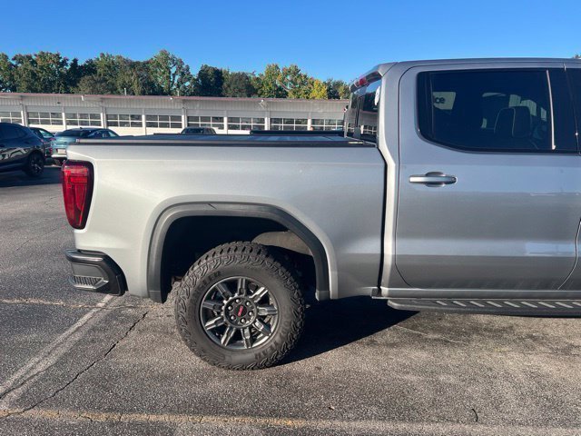 Used 2025 GMC Sierra 1500 AT4X AWD/4WD image 4