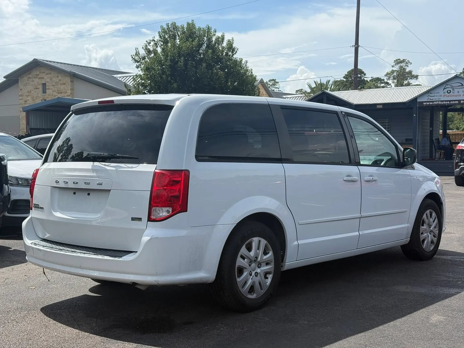 Used 2016 Dodge Grand Caravan SE w/ Quick Order Package 29E SE FWD image 6