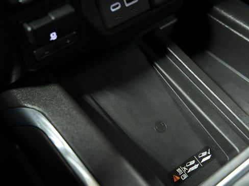 Used 2020 GMC Sierra 1500 AT4 w/ AT4 Premium Package image 37