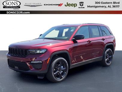 New 2025 Jeep Grand Cherokee Limited w/ Black Appearance Package