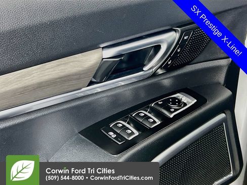 Used 2024 Kia Telluride SX Prestige X-Line AWD/4WD image 12