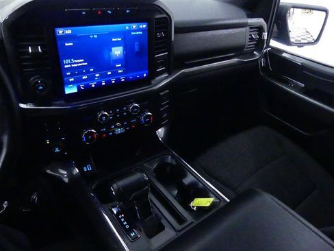 Used 2022 Ford F150 XLT w/ Equipment Group 302A High image 15