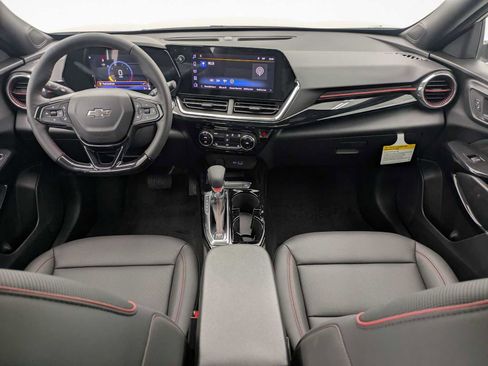 New 2026 Chevrolet Trax RS w/ Sunroof Package FWD image 16