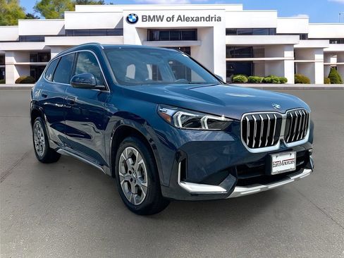 Used 2026 BMW X1 xDrive28i w/ Technology Package AWD/4WD image 3