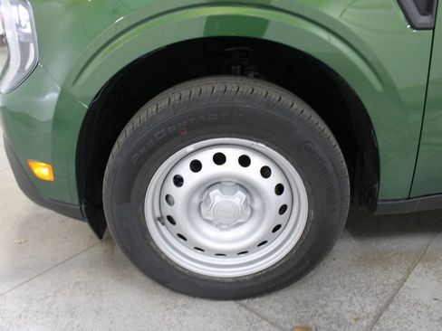 New 2025 Ford Maverick XL image 32