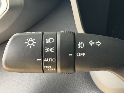 Used 2024 Toyota Tundra Platinum AWD/4WD image 22