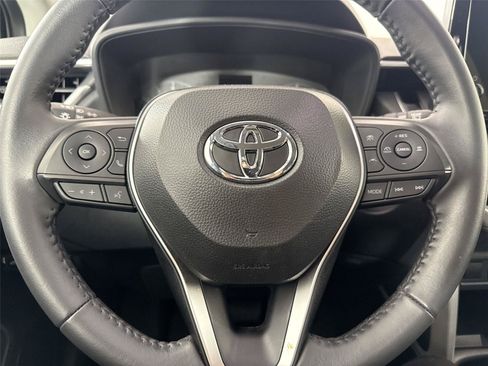 Certified 2024 Toyota Corolla Cross LE FWD image 16