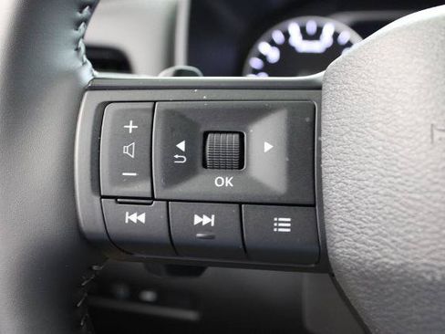 Certified 2026 Nissan Rogue SV FWD image 25
