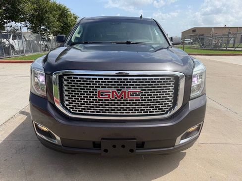 Used 2015 GMC Yukon Denali w/ Touring Package RWD image 24