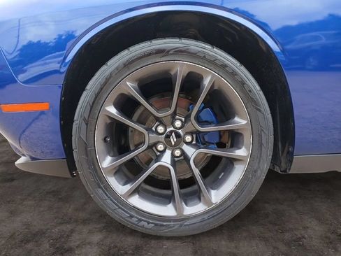 Used 2019 Dodge Challenger SXT w/ Blacktop Package RWD image 9