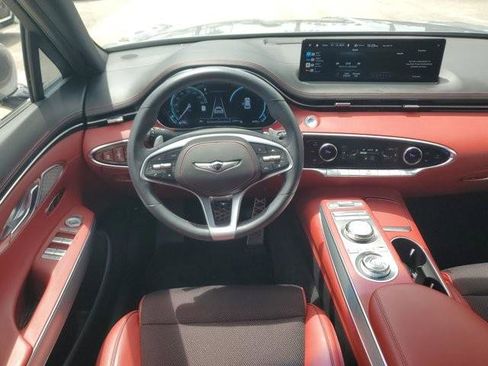 Used 2023 Genesis GV70 2.5T w/ Sport Prestige Package image 16