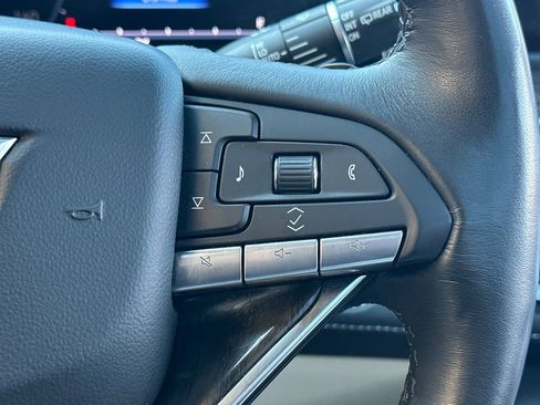 Certified 2024 Cadillac Escalade Premium Luxury image 37