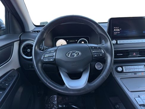 Used 2023 Hyundai Kona Limited image 12