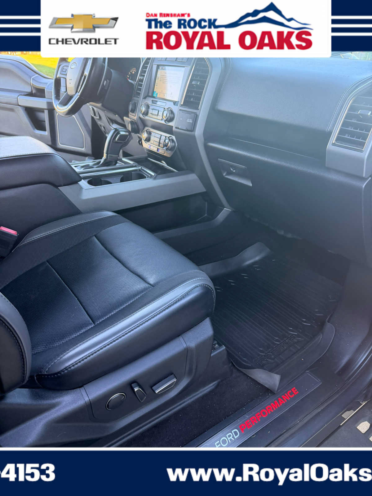 Used 2019 Ford F150 Raptor w/ Equipment Group 802A Luxury AWD/4WD image 17