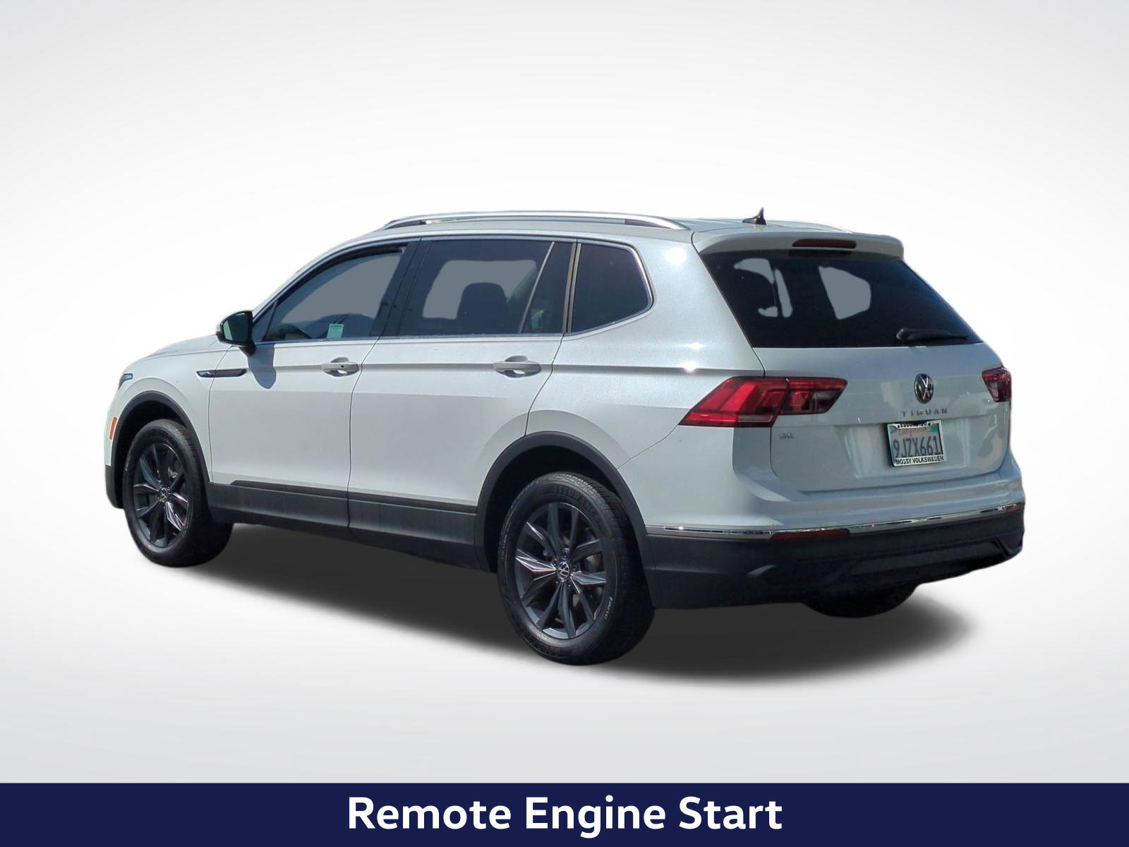 Used 2023 Volkswagen Tiguan SE FWD image 7