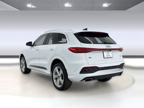 New 2026 Audi Q5 Premium Plus AWD/4WD image 3