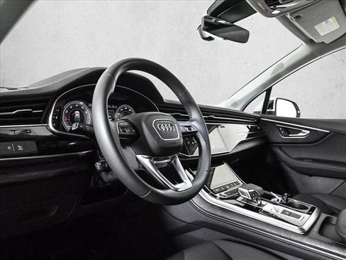 Certified 2023 Audi Q7 2.0T Premium Plus w/ Premium Plus Package AWD/4WD image 10
