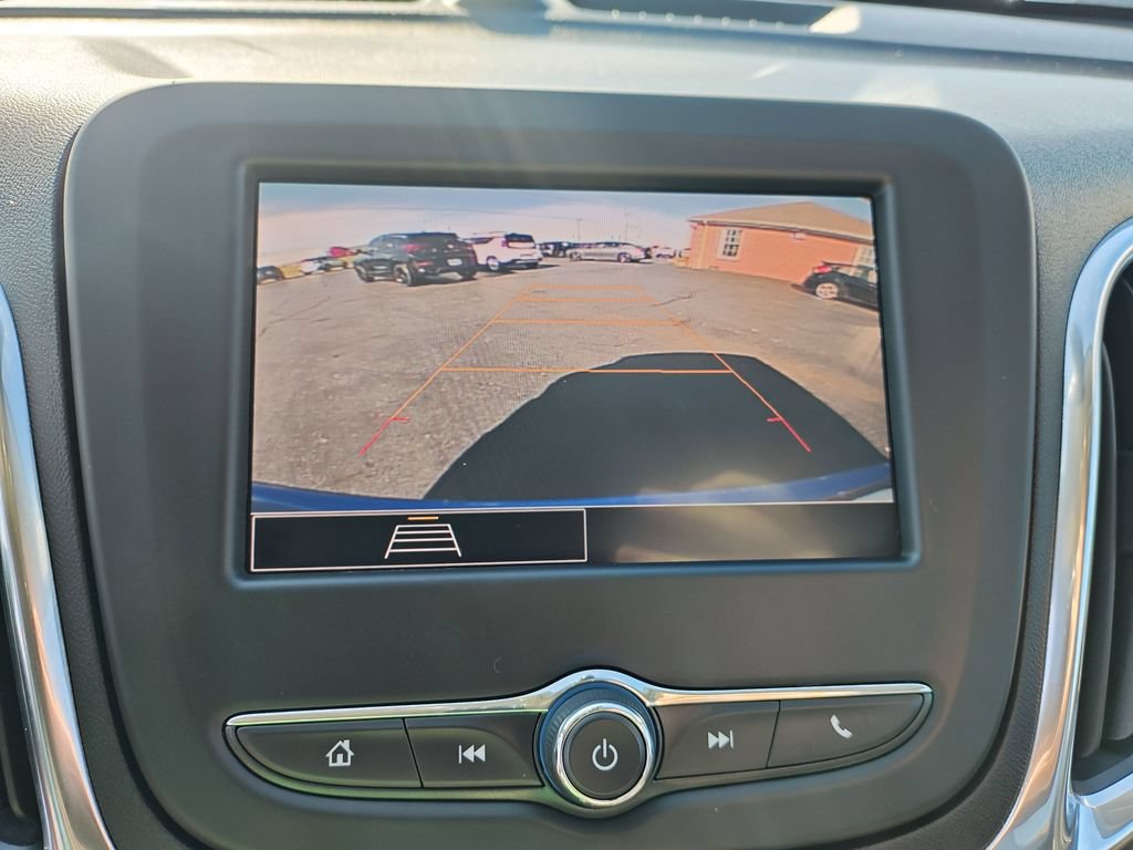 Used 2024 Chevrolet Equinox LT FWD image 23