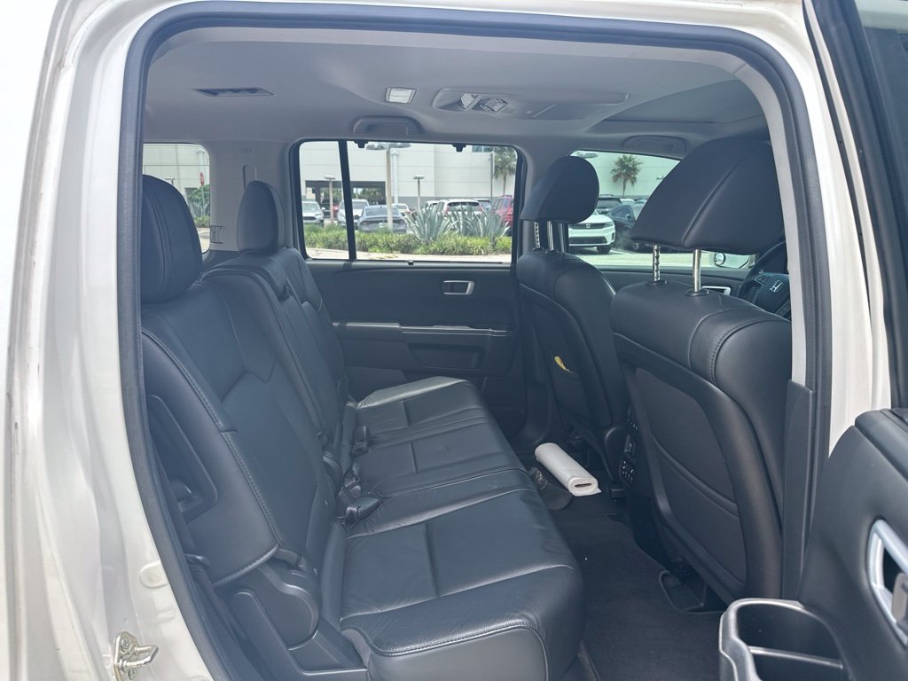Used 2013 Honda Pilot Touring image 19