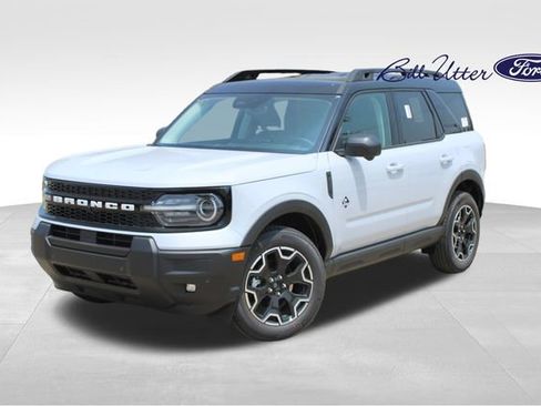 New 2026 Ford Bronco Sport Outer Banks w/ Outer Banks Tech Package+ AWD/4WD image 1