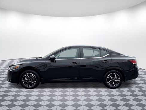 Used 2025 Nissan Sentra SV w/ All-Weather Package FWD image 4