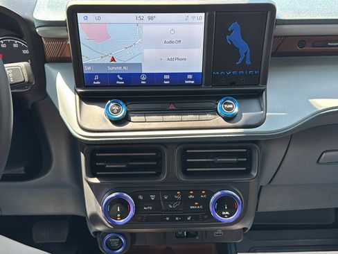 Certified 2024 Ford Maverick Lariat AWD/4WD image 25