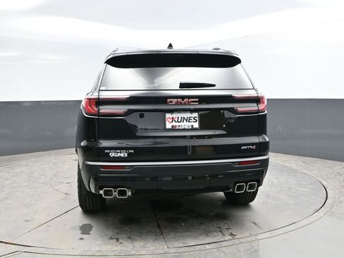 New 2026 GMC Acadia AT4 w/ Luxury Package AWD/4WD image 7