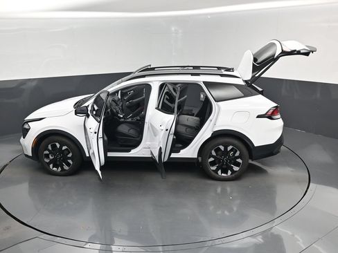 Certified 2023 Kia Sportage X-Line w/ X-Line Premium Package AWD/4WD image 17