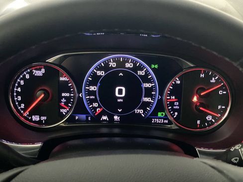 Used 2023 Chevrolet Traverse Premier w/ Redline Edition FWD image 11
