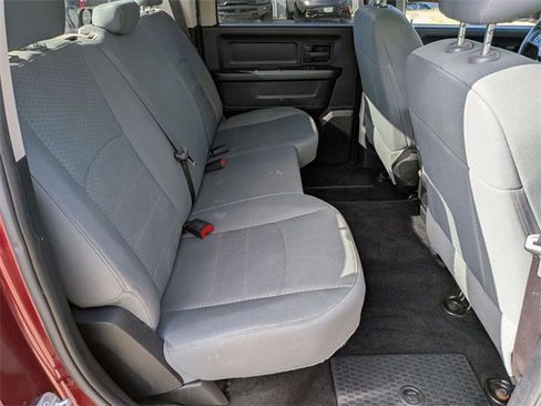 Used 2016 RAM 1500 Express image 25