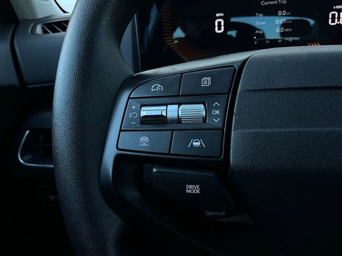 Used 2025 Kia K4 LXS image 34