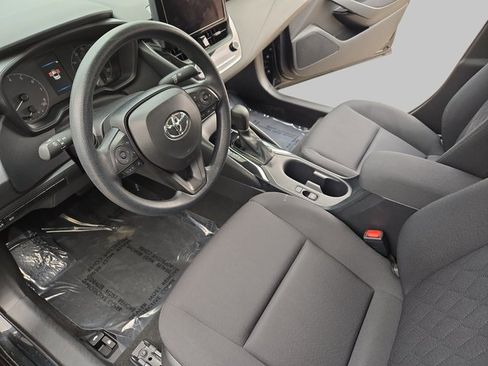 Used 2024 Toyota Corolla LE image 18