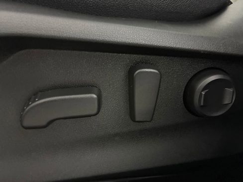 Certified 2023 Subaru Forester Premium image 17