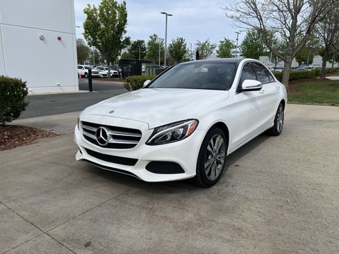 Certified 2018 Mercedes-Benz C 300 4MATIC Sedan image 5