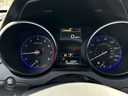 Used 2017 Subaru Outback 2.5i Premium image 32