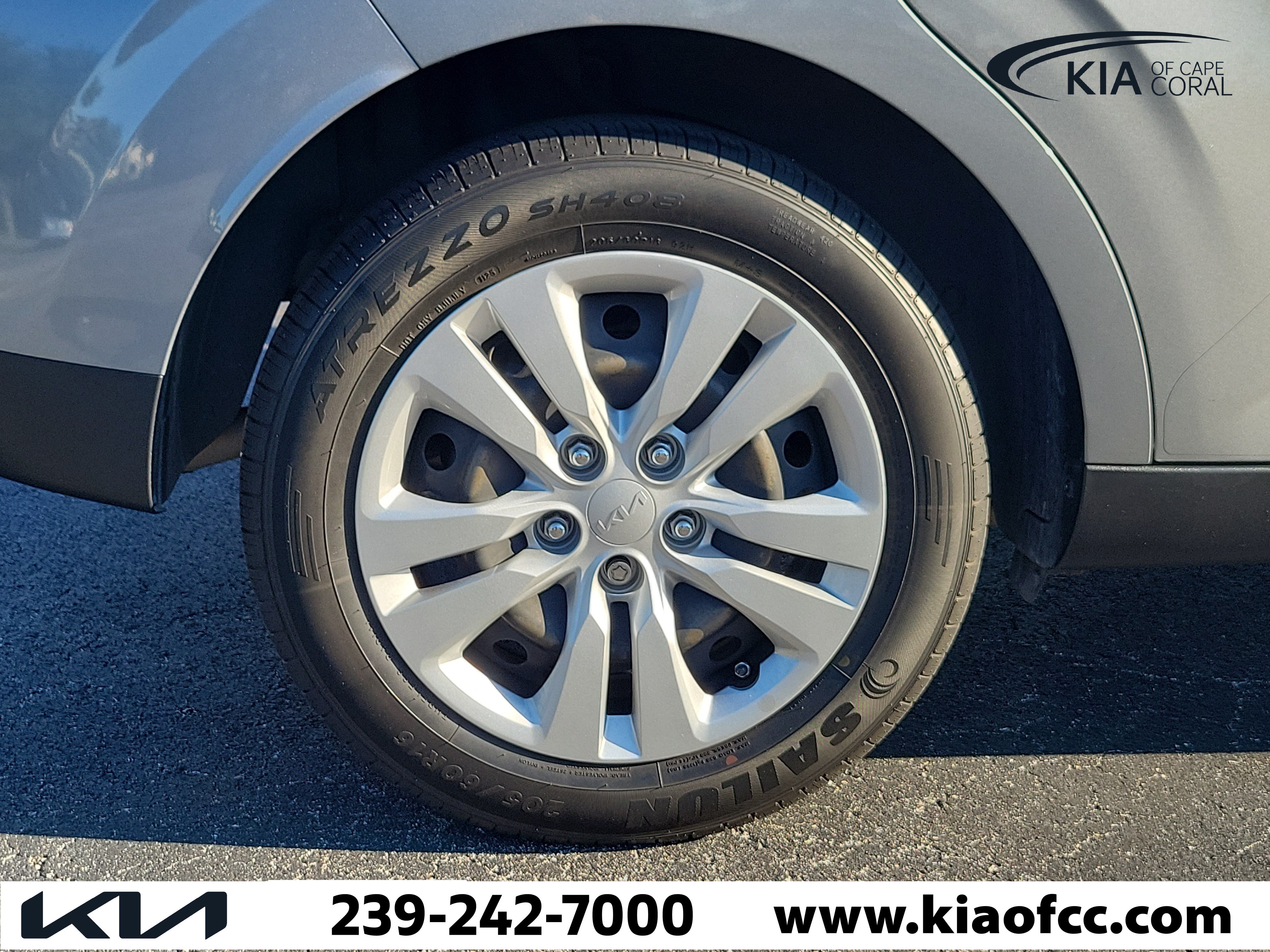 Certified 2024 Kia Soul LX FWD image 9