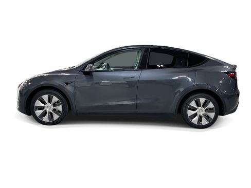 Certified 2023 Tesla Model Y Long Range AWD/4WD image 3
