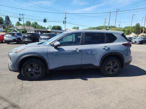 New 2026 Nissan Rogue SV AWD/4WD image 5