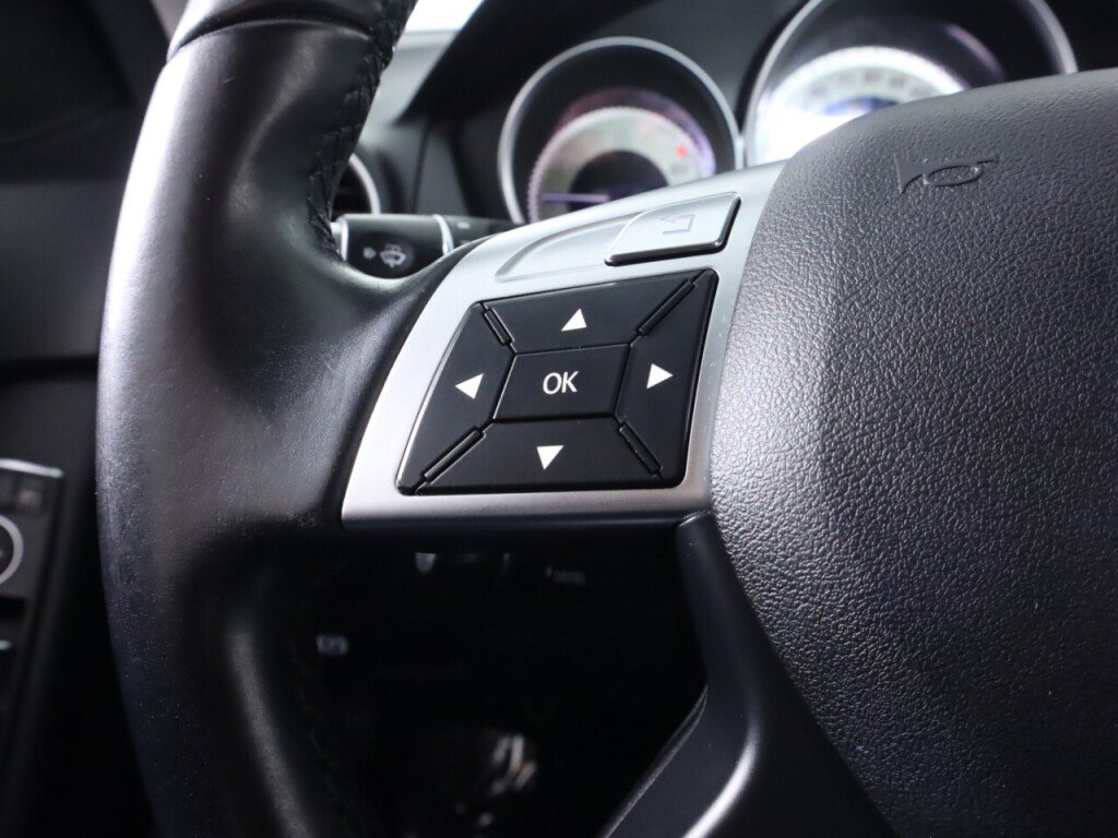 Used 2014 Mercedes-Benz C 300 4MATIC Sedan image 12