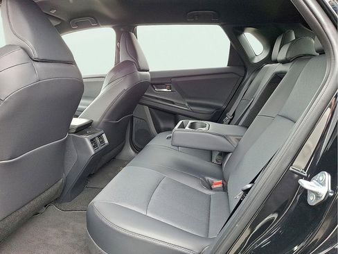 New 2026 Subaru Solterra AWD/4WD image 7