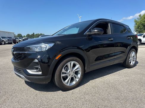 Used 2023 Buick Encore GX Preferred w/ Cold Weather Comfort Package FWD image 2